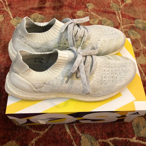 Ultraboost uncaged Triple White LTD - Picture 1 of 5